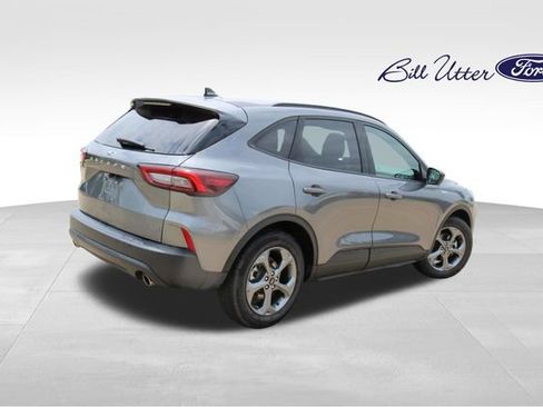 Used 2025 Ford Escape ST-Line FWD image 5