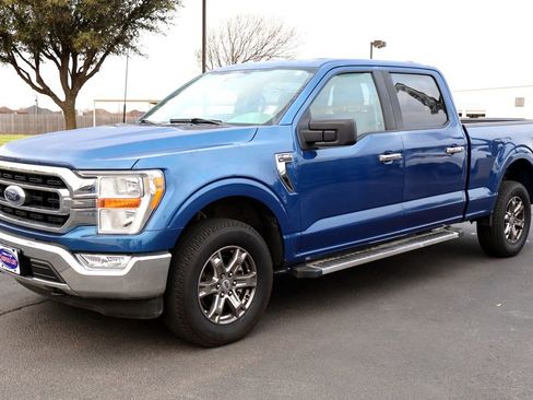 Certified 2022 Ford F150 XLT w/ XTR Package AWD/4WD image 11