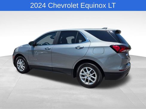 Used 2024 Chevrolet Equinox LT FWD image 6