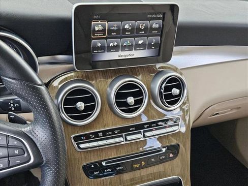 Used 2018 Mercedes-Benz GLC 300 image 14