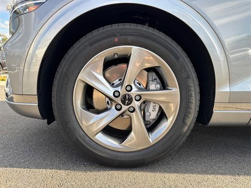 New 2026 Genesis GV70 2.5T Select image 11