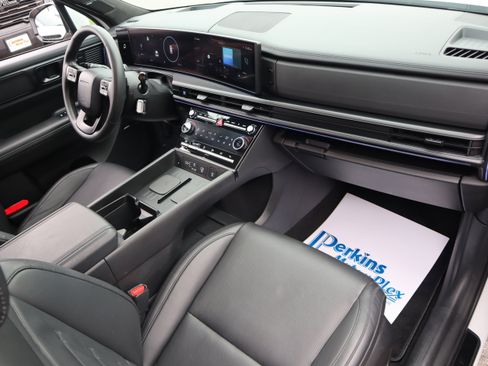 Used 2024 Hyundai Santa Fe Calligraphy image 35