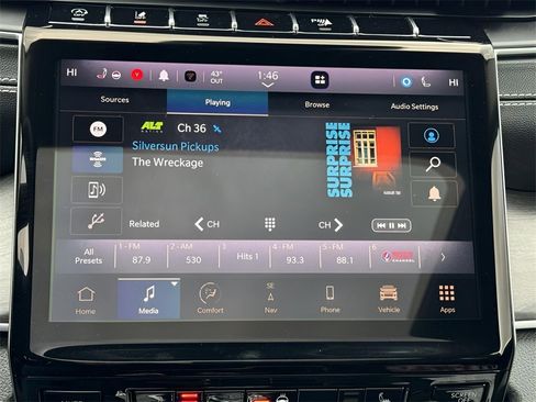 Used 2024 Jeep Grand Cherokee Limited image 16