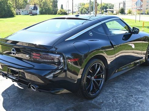 Used 2024 Nissan Z Performance w/ Floor Mat Package image 5