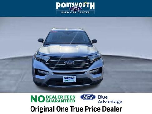 Certified 2022 Ford Explorer XLT w/ Equipment Group 202A image 9