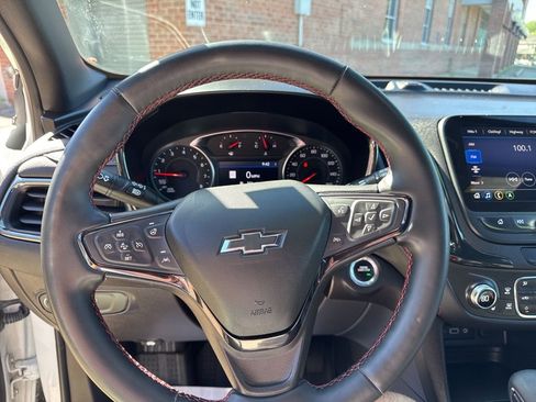 Used 2023 Chevrolet Equinox RS FWD image 19