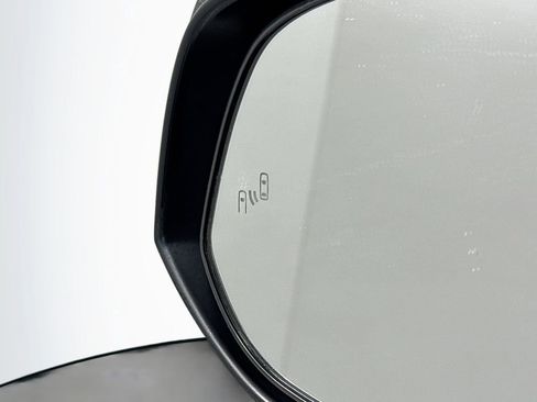 Used 2021 Toyota RAV4 Limited image 15