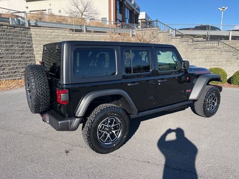 New 2026 Jeep Wrangler Unlimited Rubicon AWD/4WD image 11
