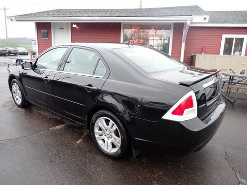 Used 2009 Ford Fusion SEL FWD image 4