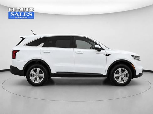 Used 2022 Kia Sorento LX AWD/4WD image 8