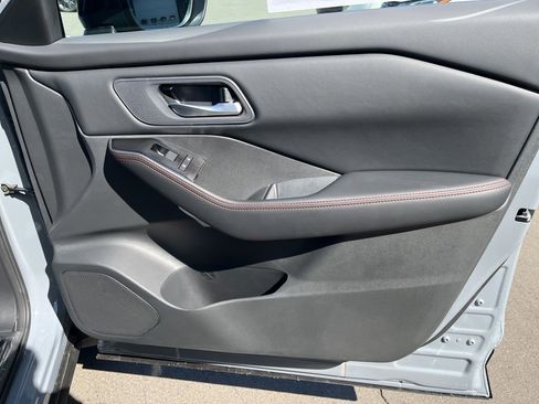 New 2026 Nissan Rogue SV AWD/4WD image 19