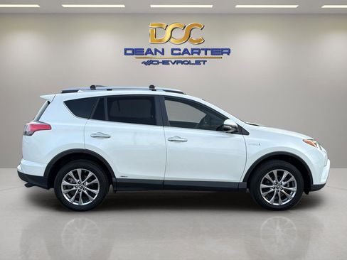 Used 2018 Toyota RAV4 Limited image 6