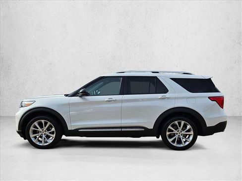 Used 2021 Ford Explorer Platinum w/ Equipment Group 601A image 9