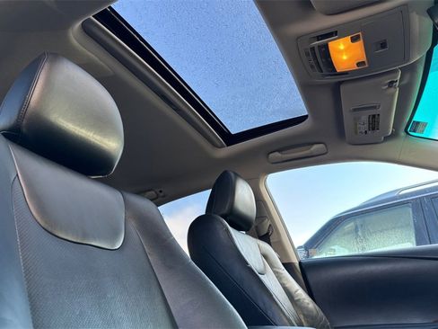 Used 2011 Lexus RX 350 2WD w/ Premium Pkg image 16