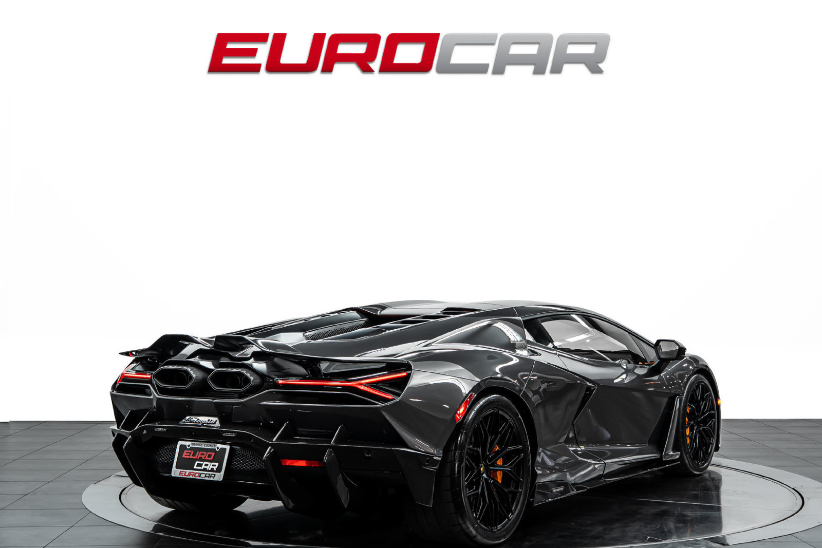 Used 2025 Lamborghini Revuelto AWD/4WD image 5