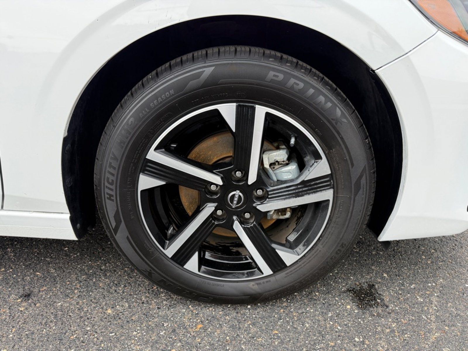 Used 2024 Nissan Sentra SV FWD image 35