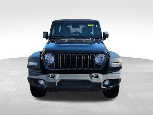 Used 2024 Jeep Wrangler Sport S image 8
