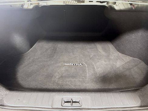 Used 2024 Nissan Sentra SR w/ SR Premium Package image 35