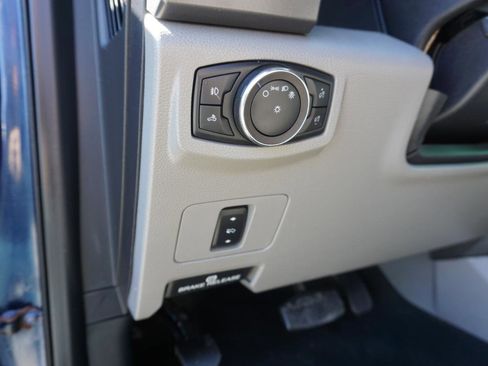 Used 2019 Ford F250 XLT w/ XLT Value Package AWD/4WD image 13