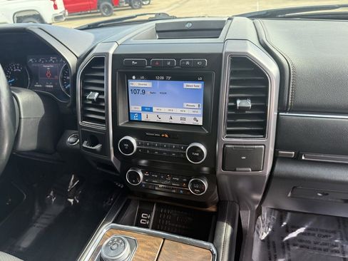Used 2019 Ford Expedition Platinum image 44