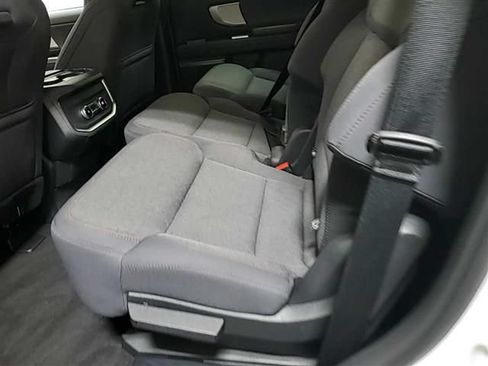 Used 2025 Ford Expedition Active AWD/4WD image 5