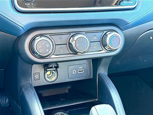 New 2025 Nissan Versa SV w/ Trunk Package image 23