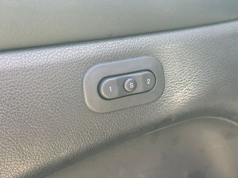 Used 2018 Jeep Grand Cherokee Limited AWD/4WD image 13