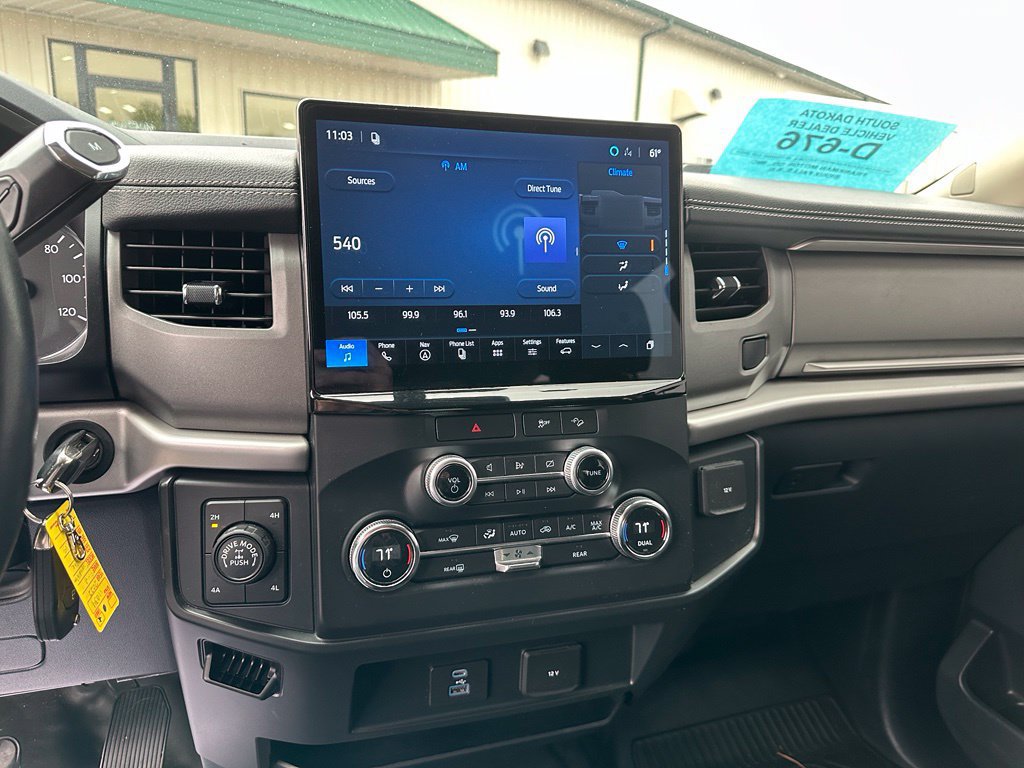 Used 2022 Ford Expedition XL AWD/4WD image 16