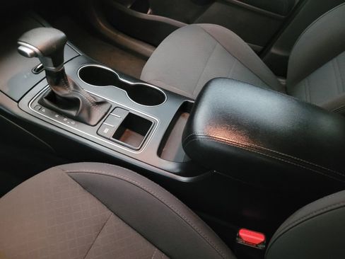 Used 2020 Kia Sorento LX image 26