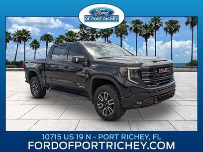 Used 2022 GMC Sierra 1500 AT4 w/ AT4 Premium Package