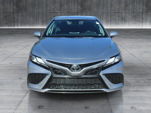Used 2024 Toyota Camry XSE FWD image 8