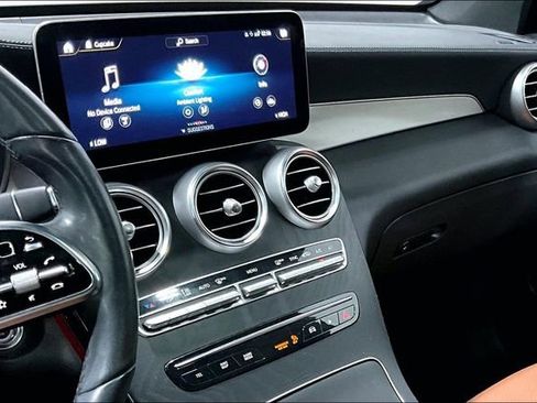 Used 2023 Mercedes-Benz GLC 300 4MATIC Coupe image 6