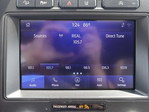 Used 2020 Ford Expedition XLT w/ Equipment Group 202A AWD/4WD image 11