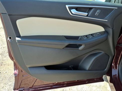 Used 2024 Ford Edge SEL AWD/4WD image 13