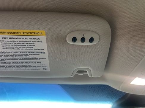 Used 2019 Ford Edge Titanium w/ Cold Weather Package image 34