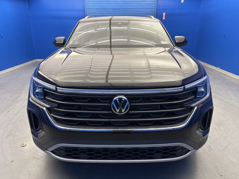 New 2026 Volkswagen Atlas Cross Sport SE image 3