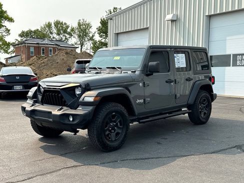 Used 2020 Jeep Wrangler Unlimited Sport AWD/4WD image 3