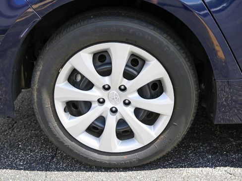 Used 2024 Toyota Corolla LE FWD image 9