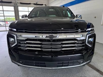 New 2026 Chevrolet Suburban Premier w/ Sun And Tow Package