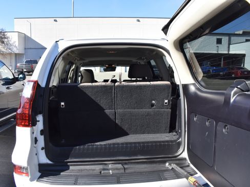 Used 2022 Lexus GX 460 Luxury image 39