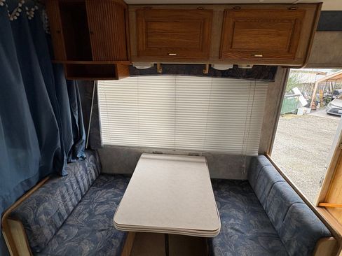 Used 1995 Ford E-350 and Econoline 350 image 28