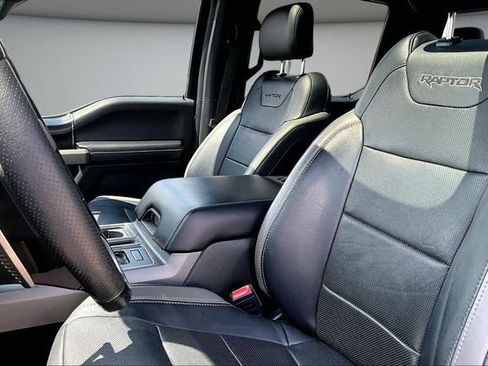 Used 2018 Ford F150 Raptor w/ Equipment Group 802A Luxury AWD/4WD image 20