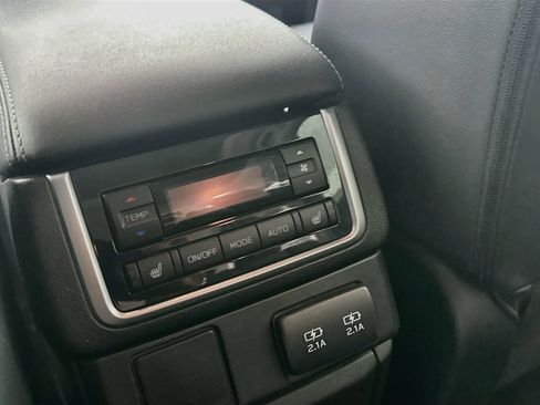 Used 2021 Subaru Ascent Limited w/ Technology Package AWD/4WD image 28