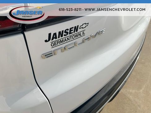 Used 2025 Buick Enclave Preferred image 31