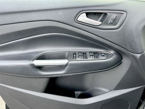 Used 2019 Ford Escape SEL image 19