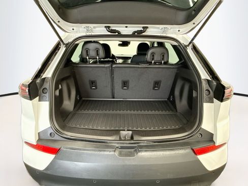 Used 2023 Chevrolet Bolt EUV LT w/ Convenience Package FWD image 27
