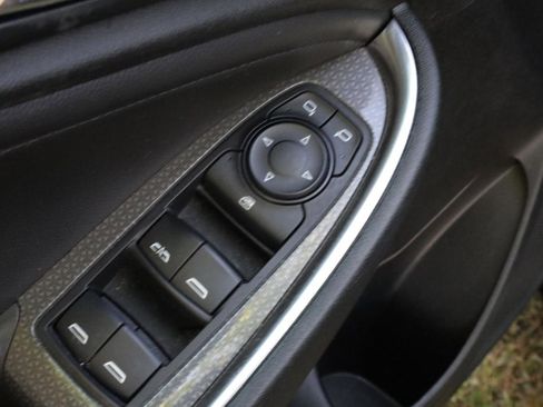 Used 2020 Chevrolet Malibu LT w/ Leather Package image 39