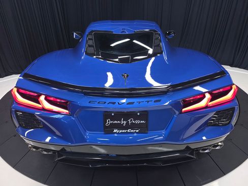 Used 2020 Chevrolet Corvette Stingray Preferred Cpe w/ 2LT Preferred Equipment Group RWD image 41