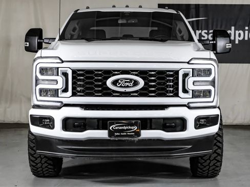 Used 2026 Ford F350 Lariat AWD/4WD image 3