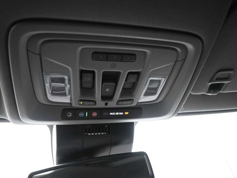 New 2026 GMC Sierra 2500 SLT w/ SLT Premium Package image 23